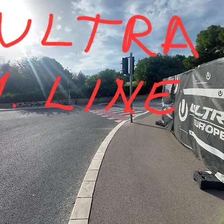 Kula Pergola * Split